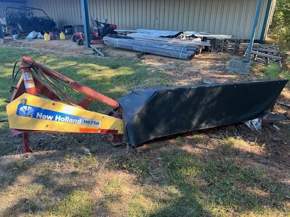 Main image New Holland H6750