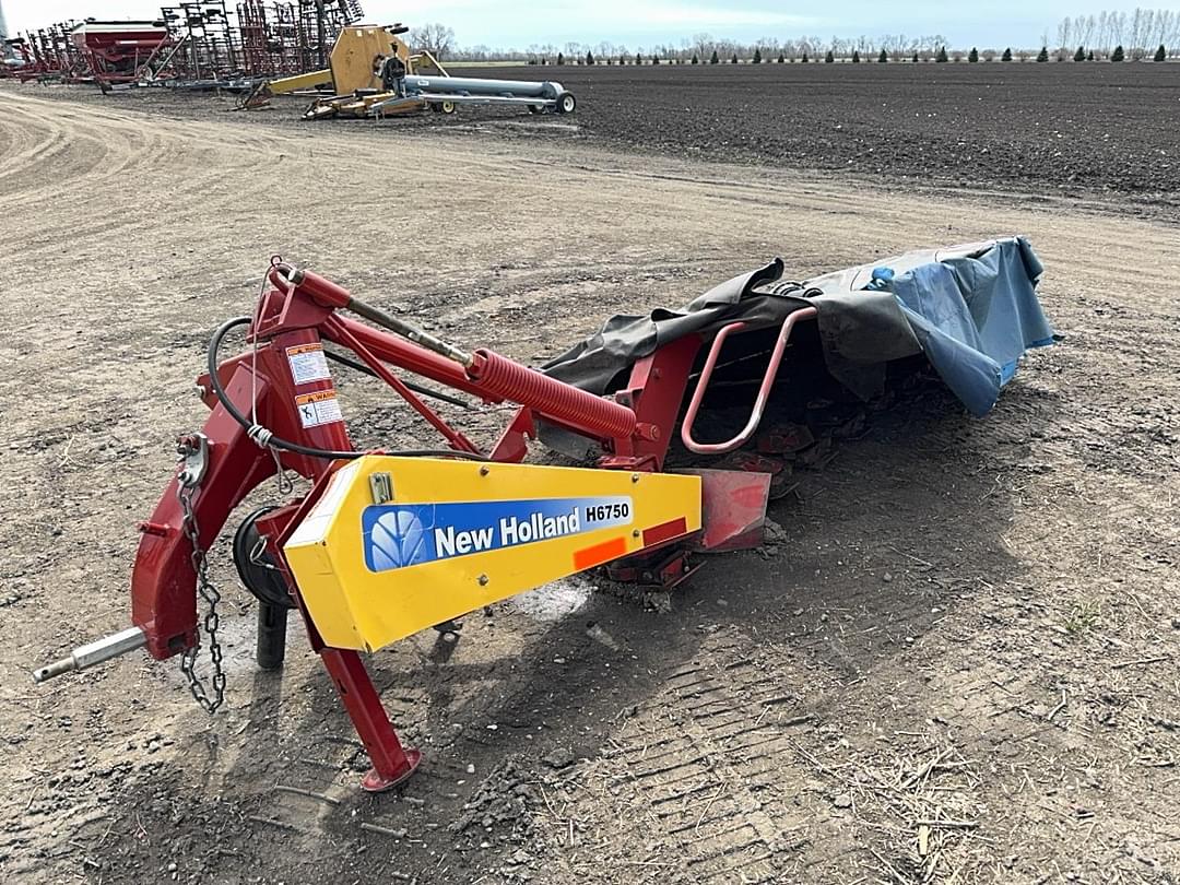 Image of New Holland H6750 Primary image