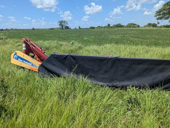 Image of New Holland H6750 equipment image 3