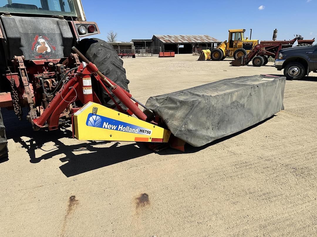 Image of New Holland H6750 Image 0