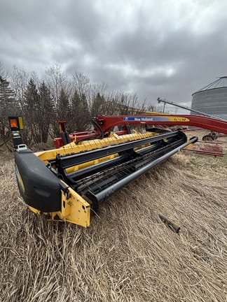 2012 New Holland H7150 Equipment Image0