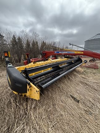 Image of New Holland H7150 Image 0