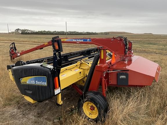 Image of New Holland H7150 equipment image 2