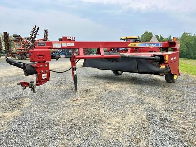 Image of New Holland H7230 equipment image 1