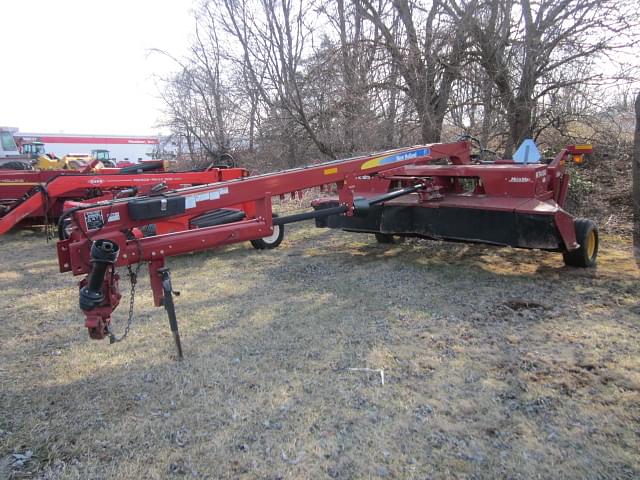 Image of New Holland H7450 equipment image 4