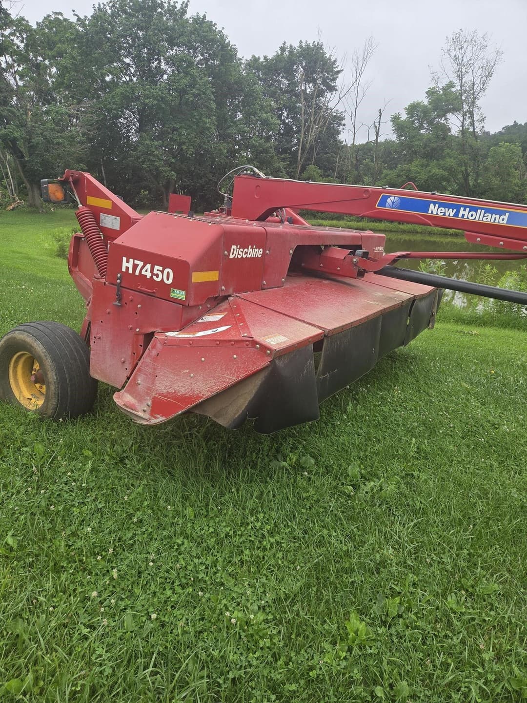 Image of New Holland H7450 Image 0