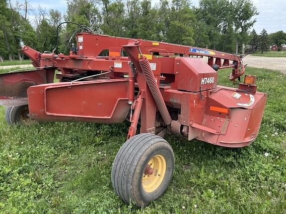 Image of New Holland H7460 equipment image 4