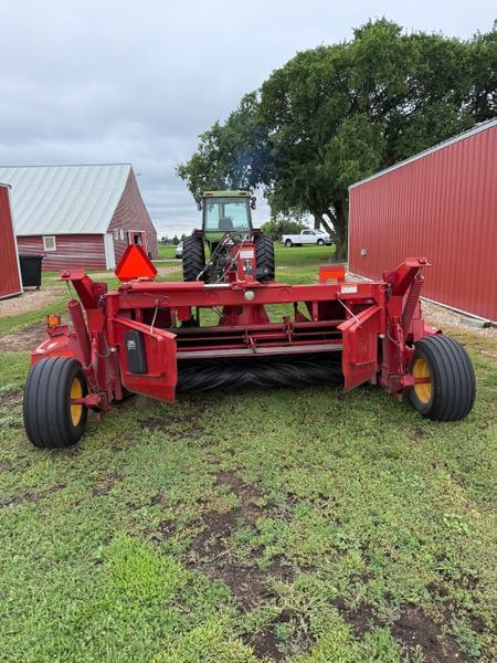 Image of New Holland H7460 equipment image 2