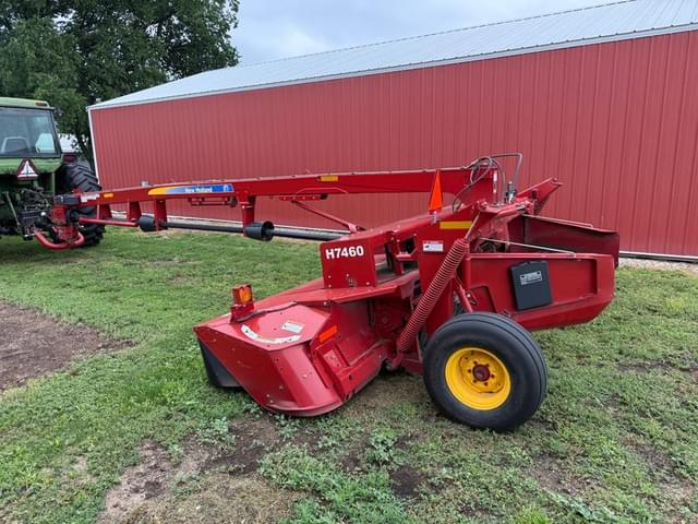 Image of New Holland H7460 equipment image 1