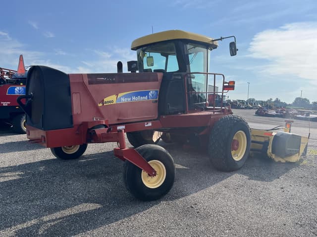 Image of New Holland H8060 equipment image 2