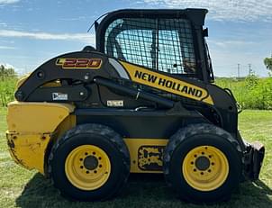 Main image New Holland L220 0