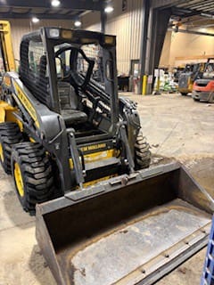 2012 New Holland L220 Equipment Image0