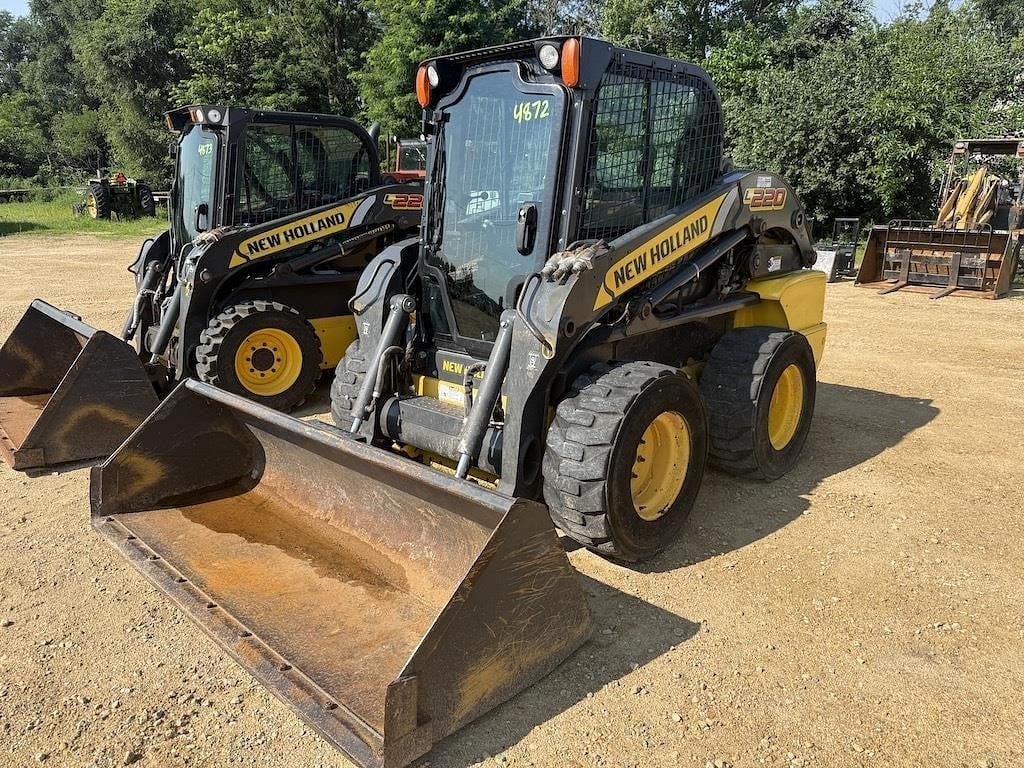 Image of New Holland L220 Primary image
