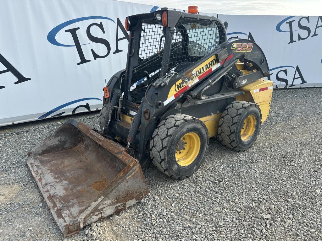 Image of New Holland L223 Primary image