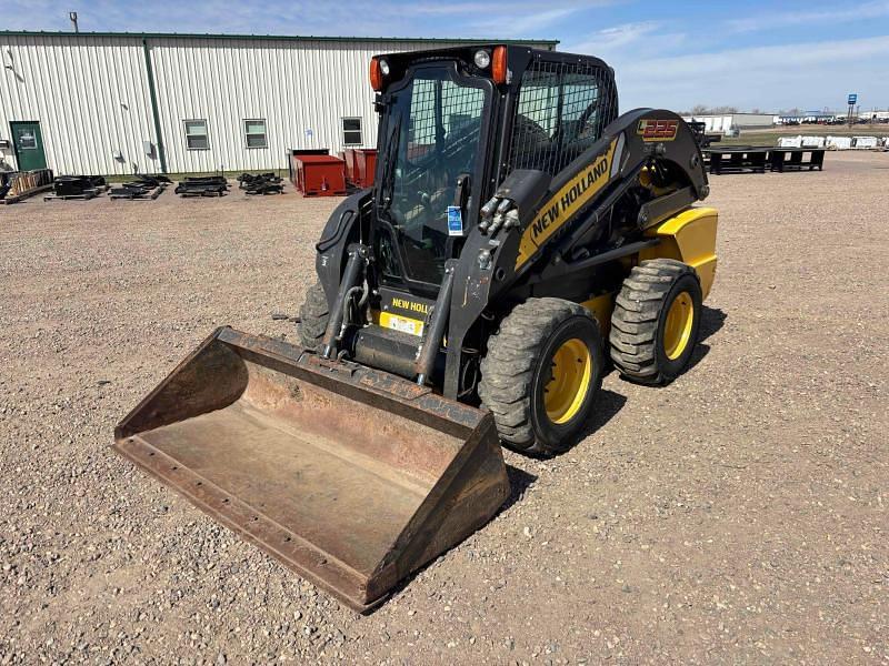 Image of New Holland L225 Primary image
