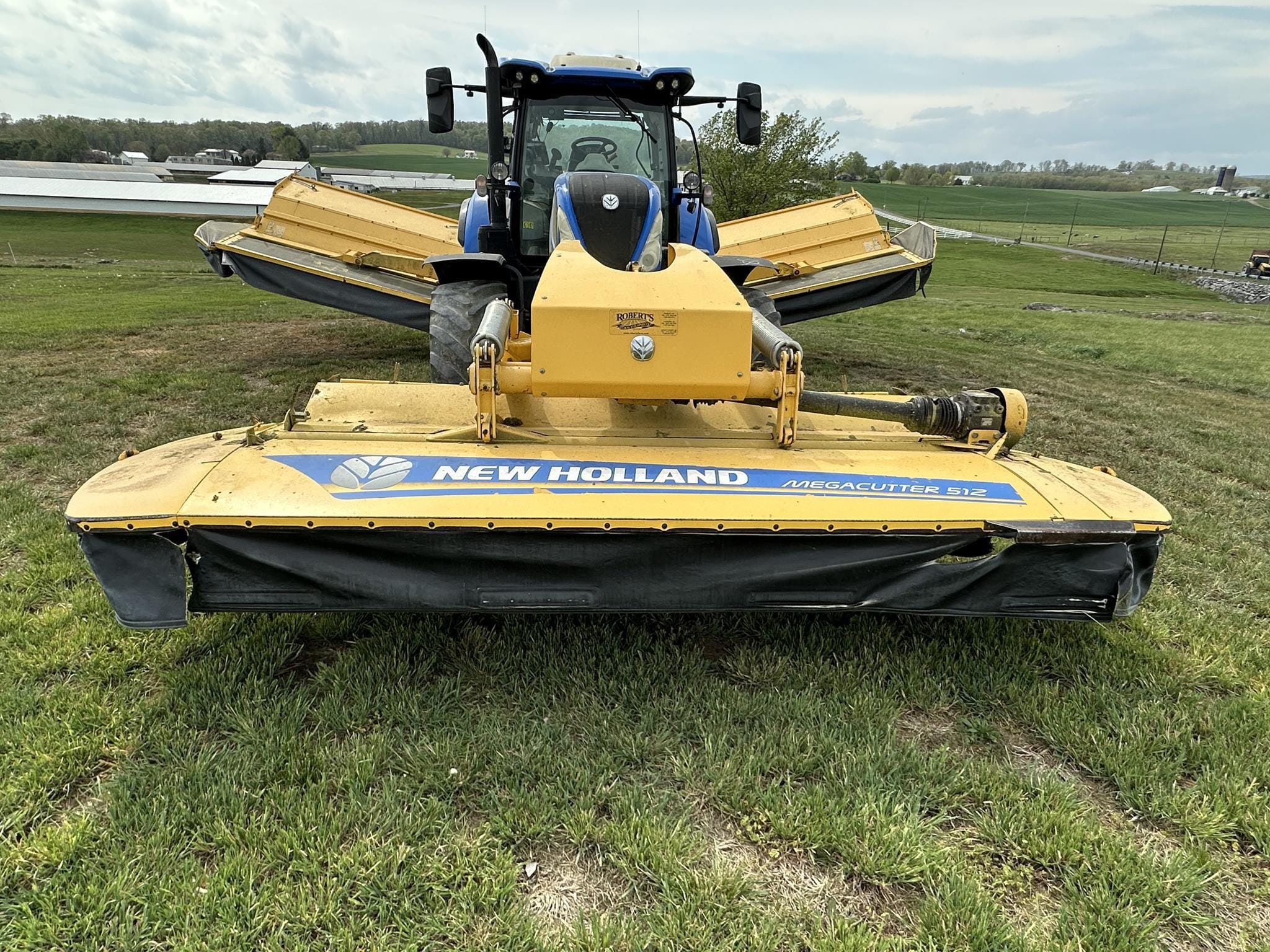 2012 New Holland Megacutter 512 Equipment Image0