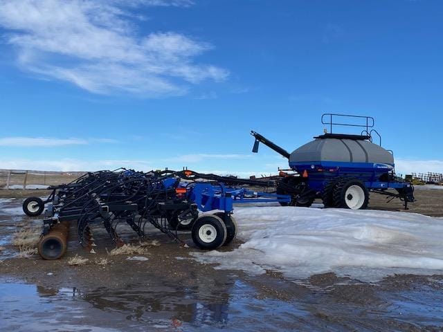 2012 New Holland P1060 Equipment Image0