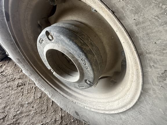 Image of New Holland T5060 equipment image 3