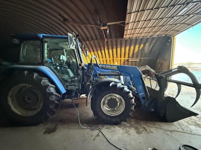 Image of New Holland T5070 equipment image 1