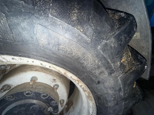 Image of New Holland T5070 equipment image 4