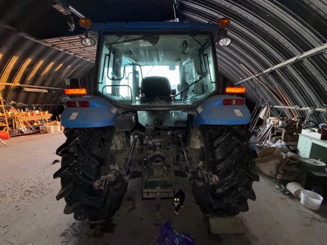 Image of New Holland T5070 equipment image 2