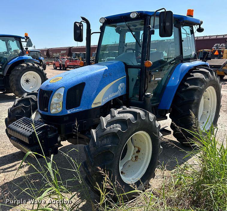 Image of New Holland T5070 Primary image