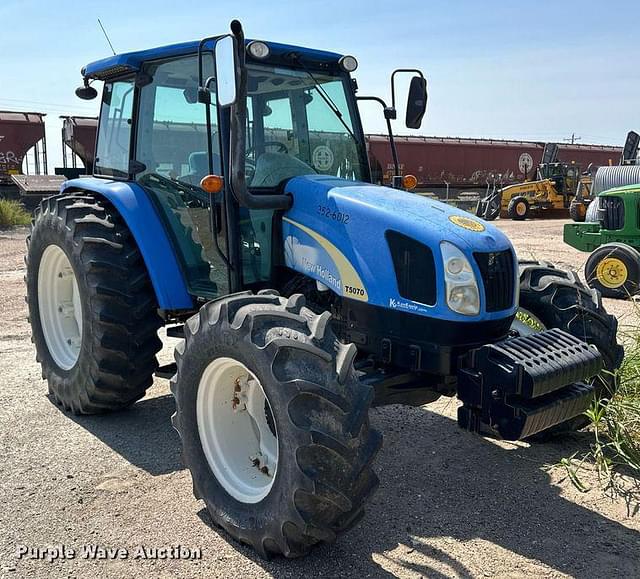 Image of New Holland T5070 equipment image 3