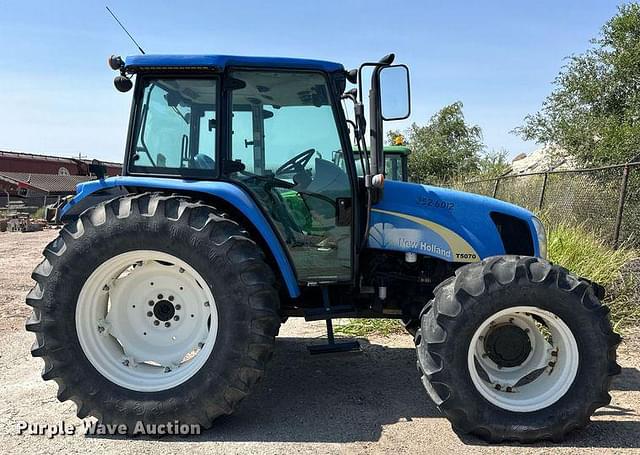 Image of New Holland T5070 equipment image 4