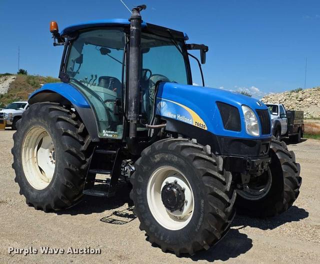 Image of New Holland T6020 Plus equipment image 2