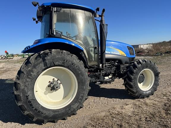 Image of New Holland T6050 Plus equipment image 2