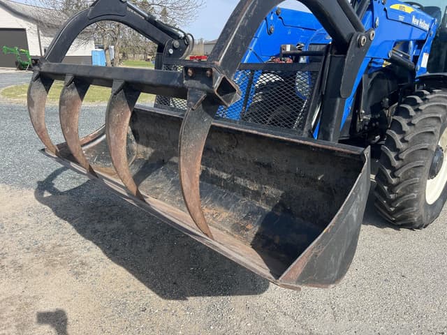 Image of New Holland T6070 Elite equipment image 3