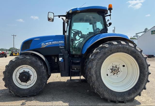 Image of New Holland T7.210 equipment image 1