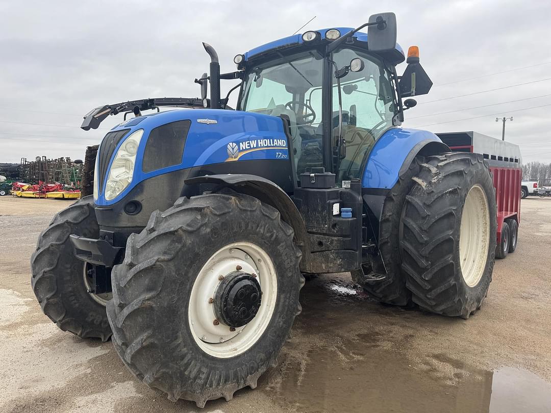 Image of New Holland T7.210 Image 0