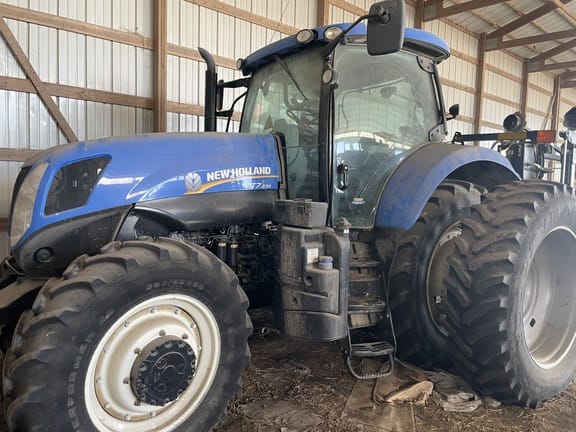 Main image New Holland T7.235