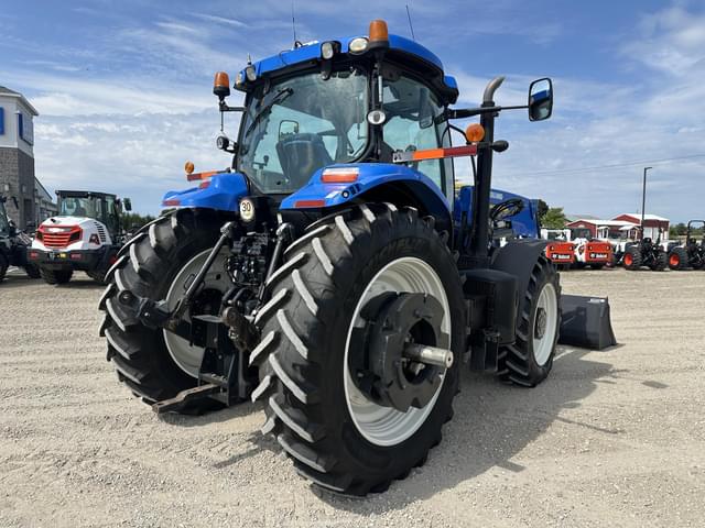 Image of New Holland T7.260 equipment image 2