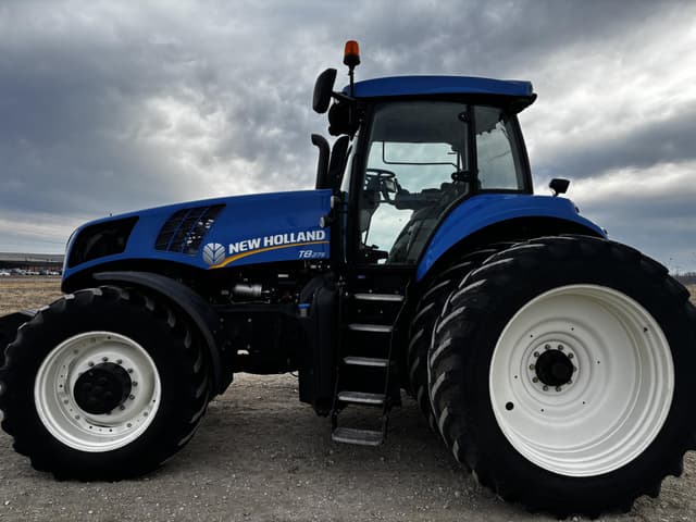 Image of New Holland T8.275 equipment image 1