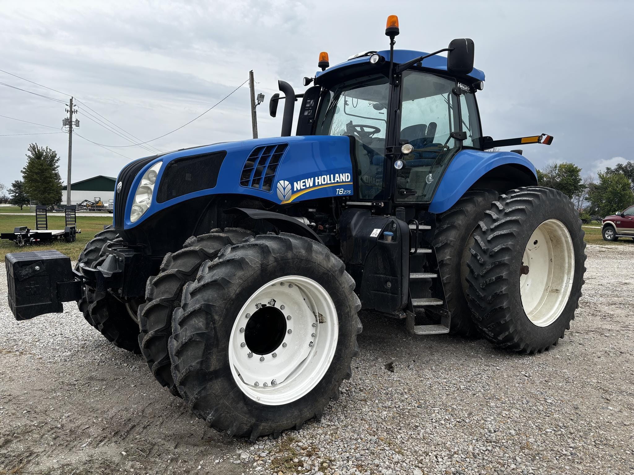 2012 New Holland T8.275 Equipment Image0