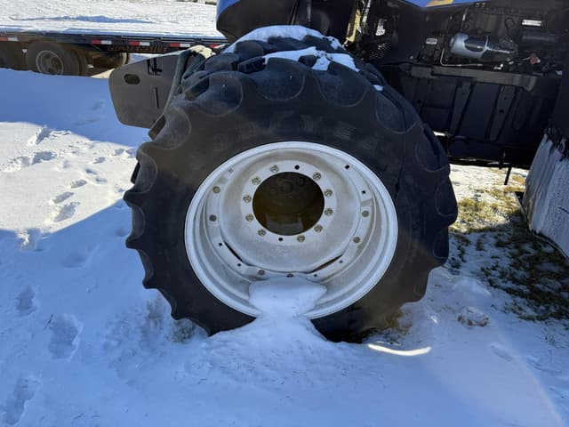 Image of New Holland T8.275 equipment image 4