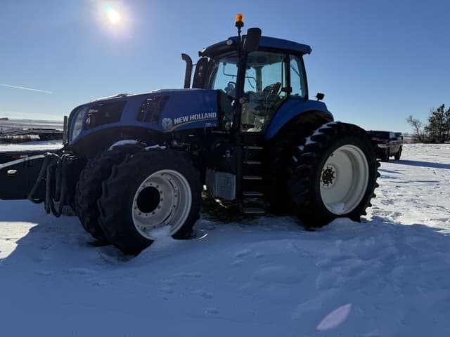 Image of New Holland T8.275 equipment image 1