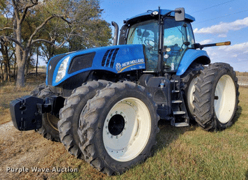 Main image New Holland T8.275