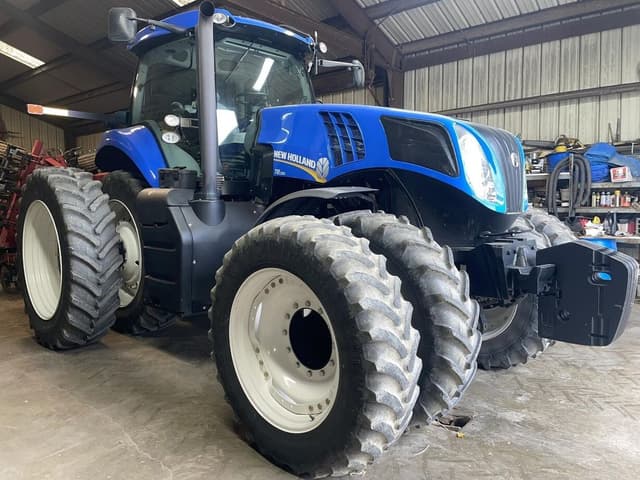 Image of New Holland T8.300 equipment image 2