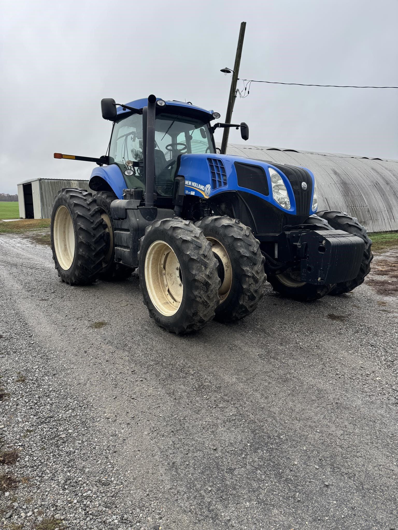 2012 New Holland T8.330 Equipment Image0