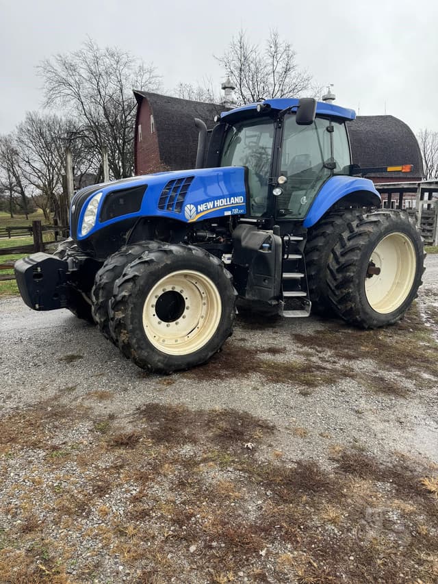 Image of New Holland T8.330 equipment image 2