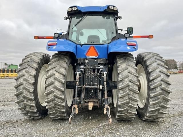 Image of New Holland T8.330 equipment image 1