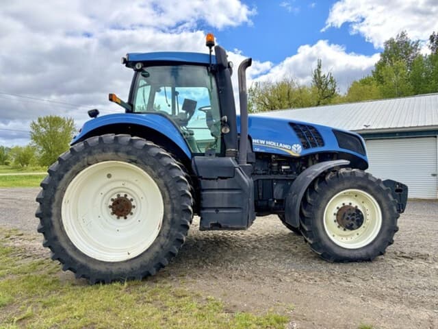 Image of New Holland T8.330 equipment image 3