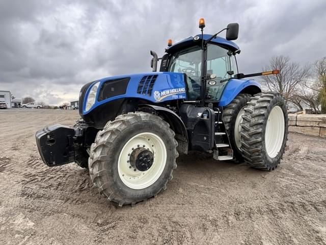 Image of New Holland T8.330 equipment image 1