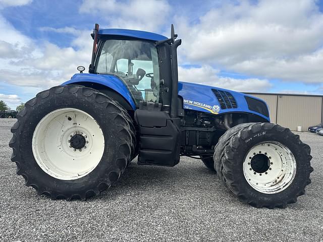 Image of New Holland T8.330 equipment image 4