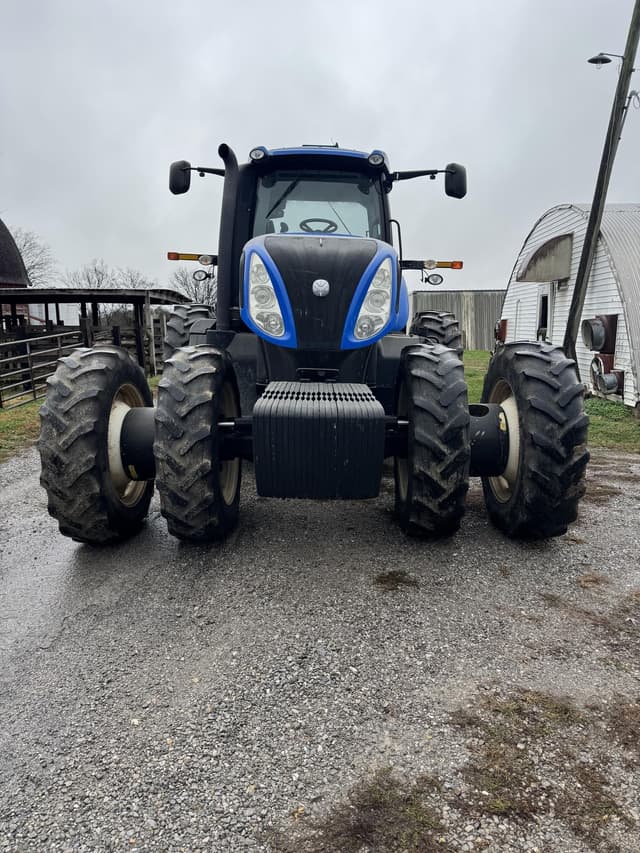 Image of New Holland T8.330 equipment image 3