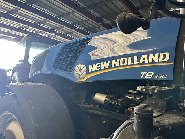 Image of New Holland T8.330 equipment image 3