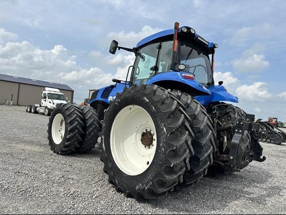 Image of New Holland T8.330 equipment image 4